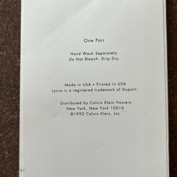 Calvin Klein Knee High Checkmate Gridded Ecru Socks Trouser - Picture 6 of 6